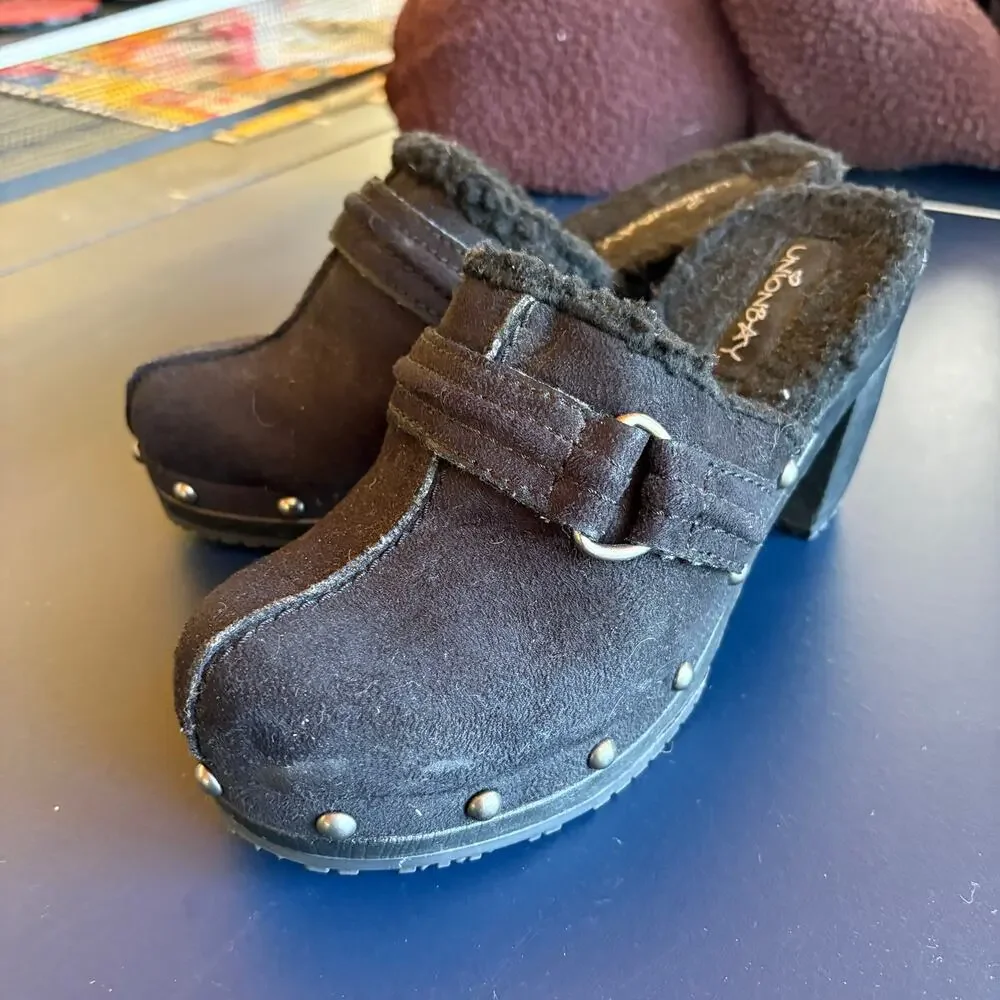Y2K Faux Suede Heeled Clogs Black Fur Trim Studded 2000s Buckle Shoes Size 7M